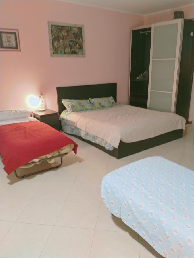Airport Alexander Apartment
